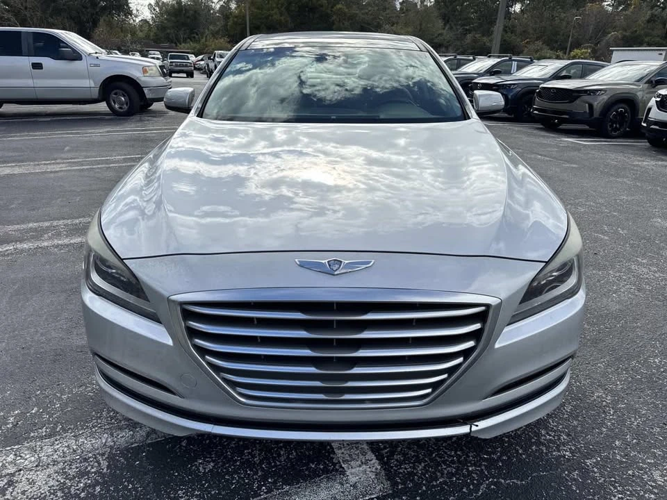 2015 Hyundai Genesis - Image 2 of 20