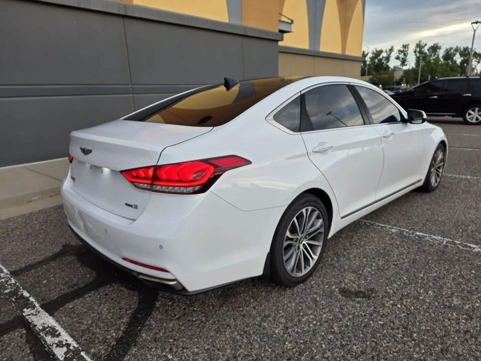 2015 Hyundai Genesis - Image 8 of 19