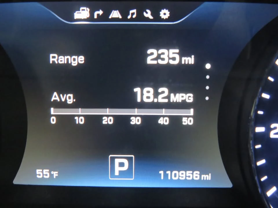 2015 Hyundai Genesis - Image 13 of 19