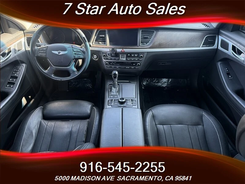2015 Hyundai Genesis - Image 10 of 20