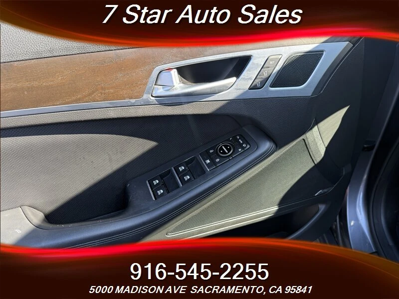 2015 Hyundai Genesis - Image 7 of 20