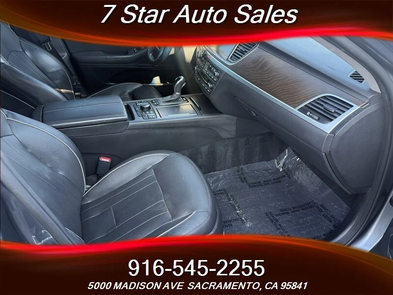 2015 Hyundai Genesis - Image 15 of 20