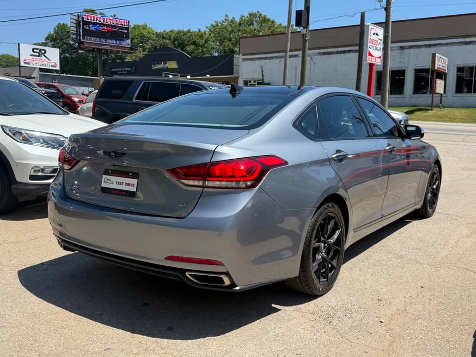 2015 Hyundai Genesis - Image 6 of 20