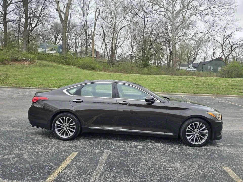 2015 Hyundai Genesis - Image 6 of 15
