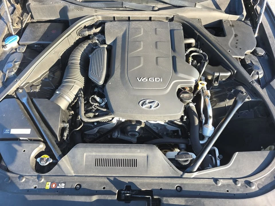 2015 Hyundai Genesis - Image 6 of 9