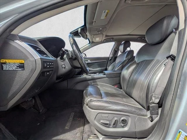 2015 Hyundai Genesis - Image 14 of 18