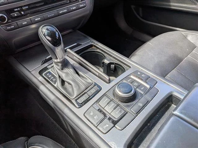 2015 Hyundai Genesis - Image 11 of 18