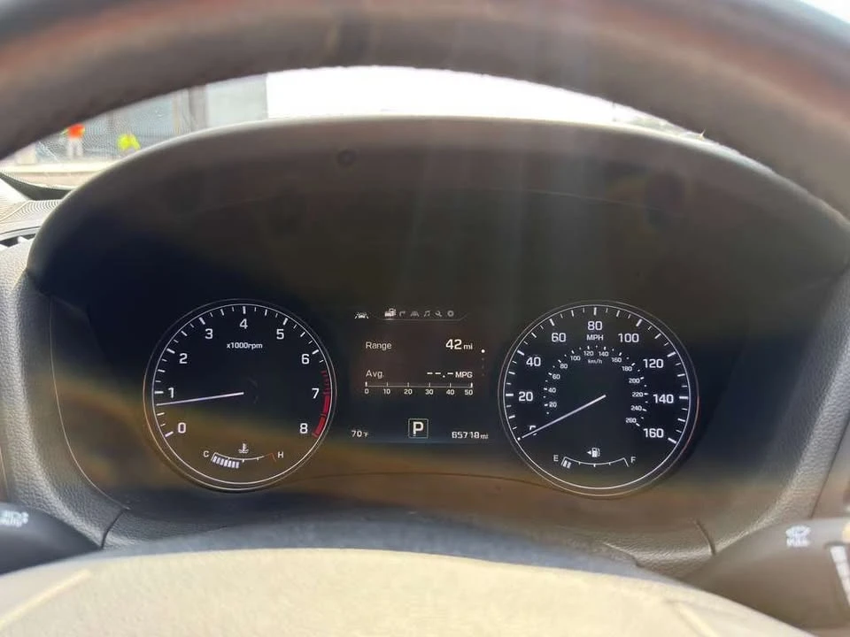 2015 Hyundai Genesis - Image 17 of 17
