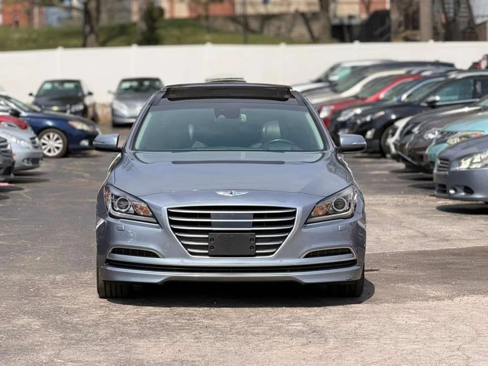 2015 Hyundai Genesis - Image 4 of 17