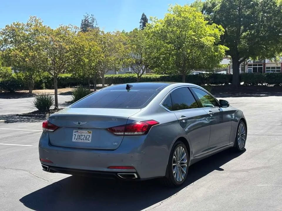 2015 Hyundai Genesis - Image 7 of 20