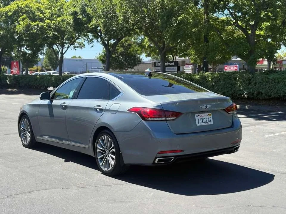 2015 Hyundai Genesis - Image 5 of 20