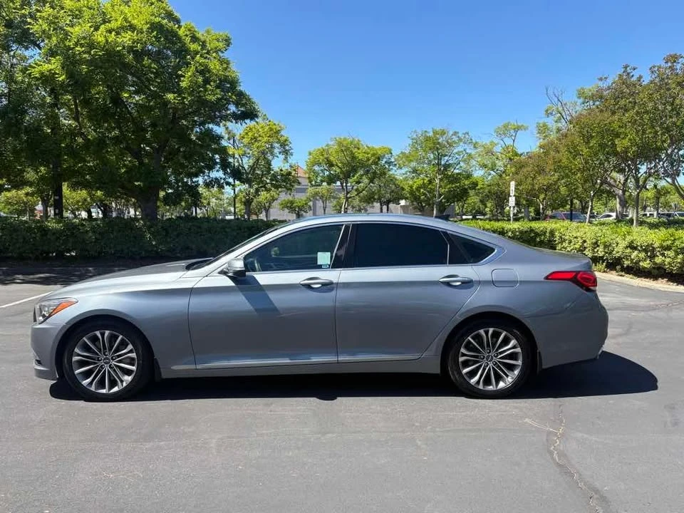 2015 Hyundai Genesis - Image 4 of 20