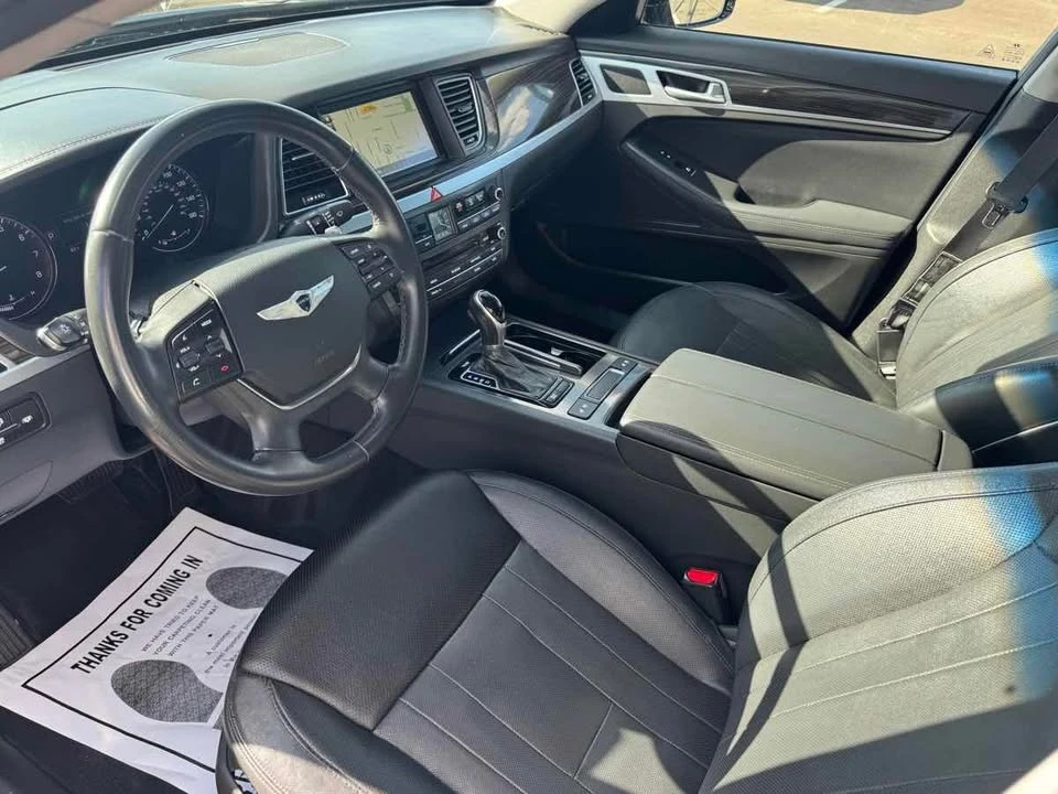 2015 Hyundai Genesis - Image 7 of 20