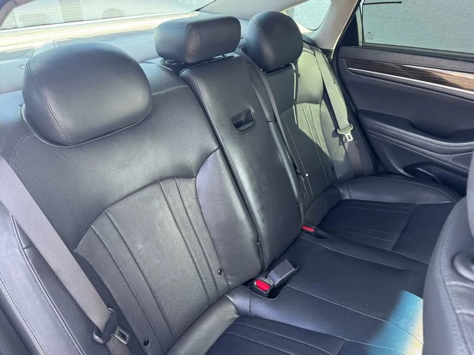 2015 Hyundai Genesis - Image 20 of 20