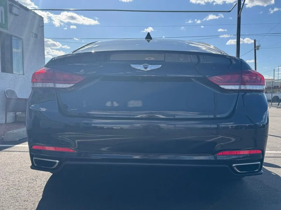 2015 Hyundai Genesis - Image 15 of 20