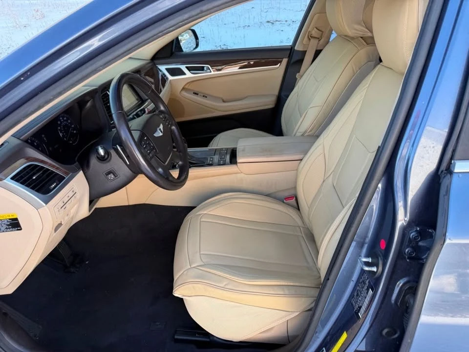2015 Hyundai Genesis - Image 5 of 14
