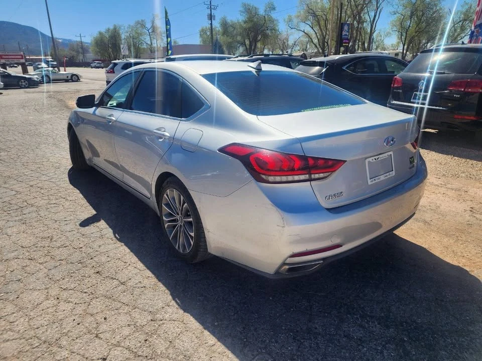 2015 Hyundai Genesis - Image 7 of 20
