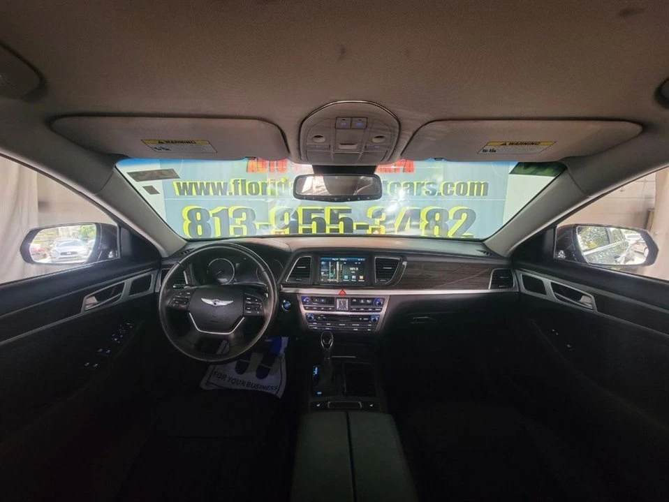 2015 Hyundai Genesis - Image 10 of 19