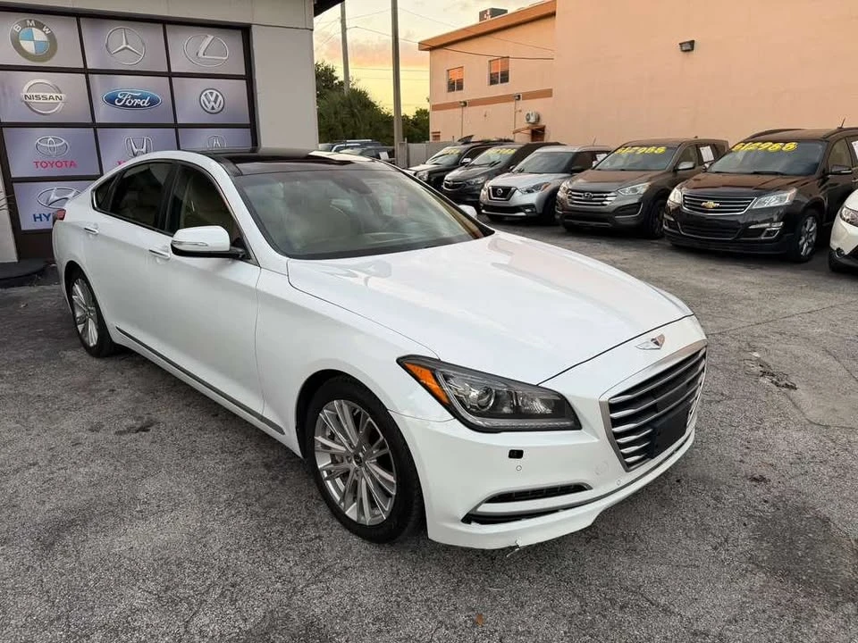 2015 Hyundai Genesis - Image 6 of 20