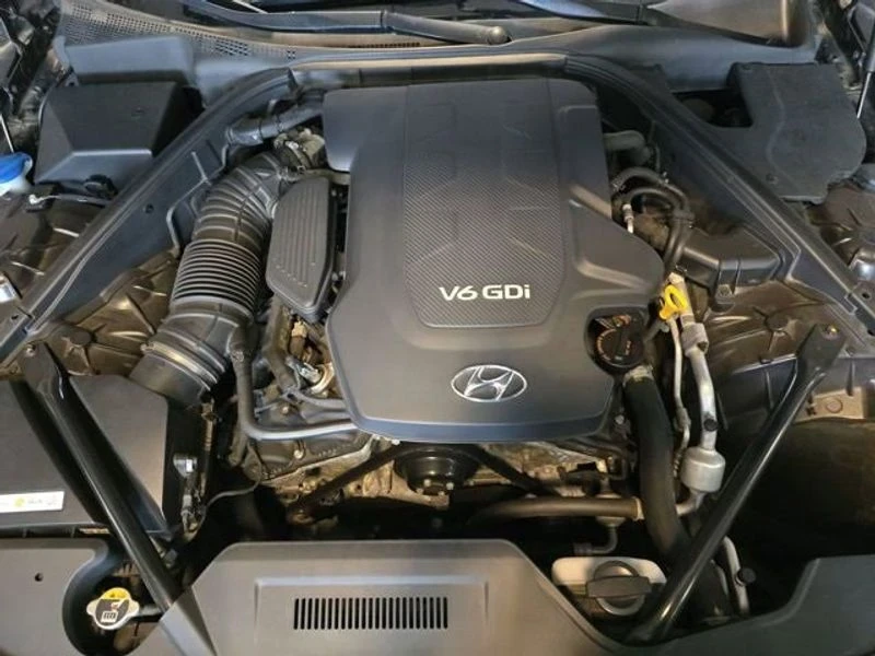 2015 Hyundai Genesis - Image 8 of 8
