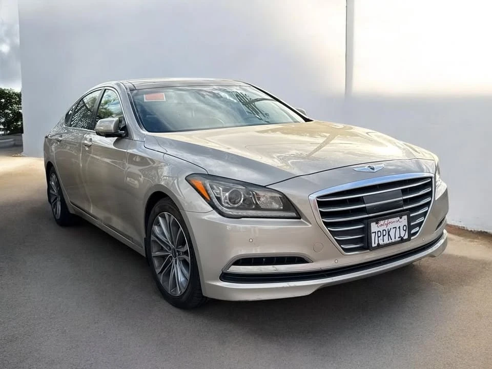 2015 Hyundai Genesis - Image 9 of 9