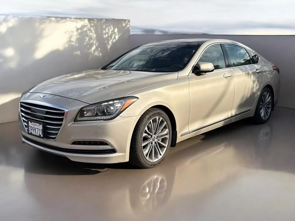 2015 Hyundai Genesis - Image 2 of 9