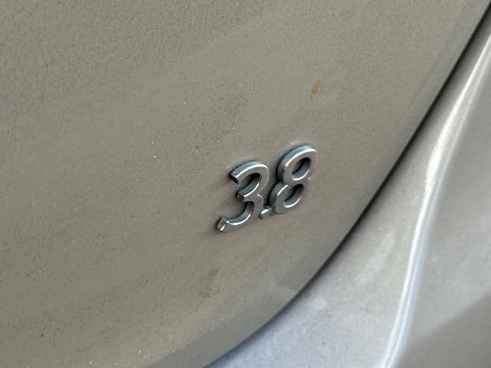 2015 Hyundai Genesis - Image 7 of 9