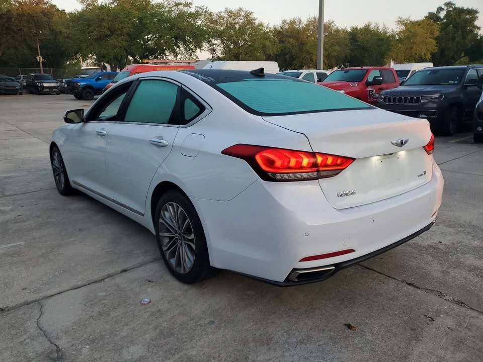 2015 Hyundai Genesis - Image 2 of 17