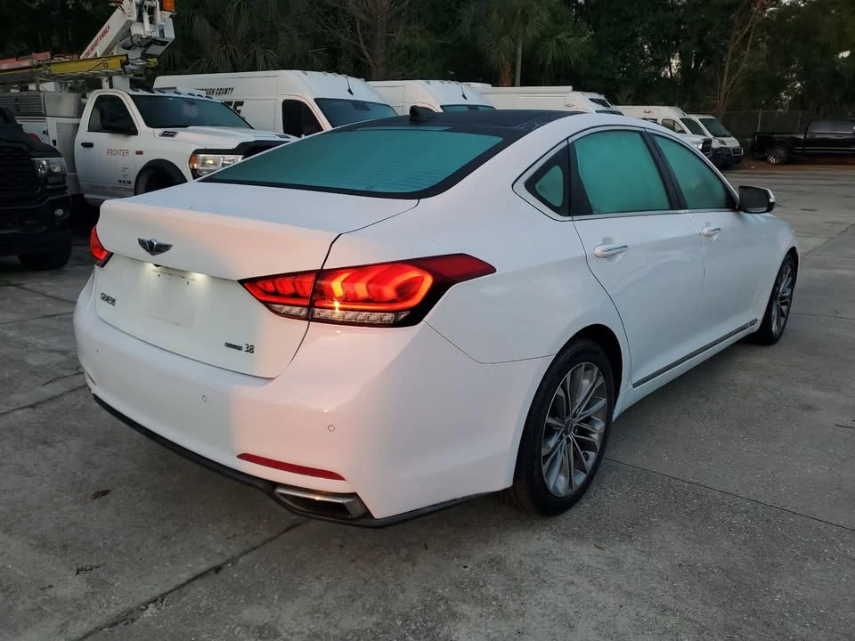 2015 Hyundai Genesis - Image 3 of 17