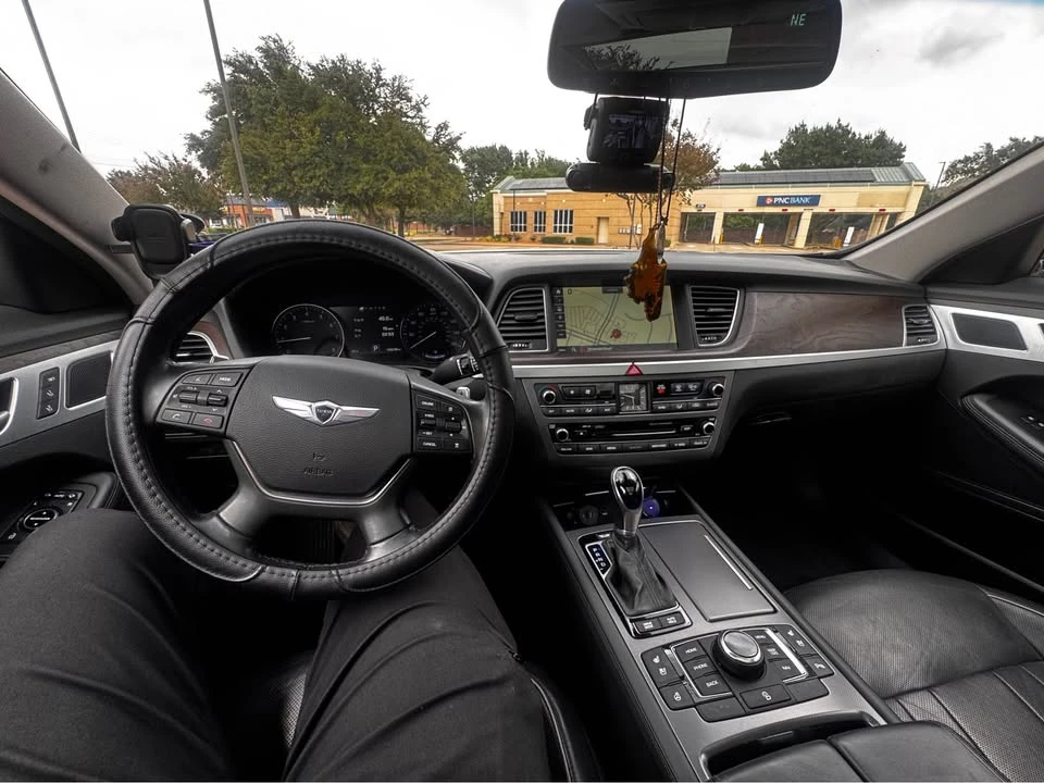 2015 Hyundai Genesis - Image 10 of 10