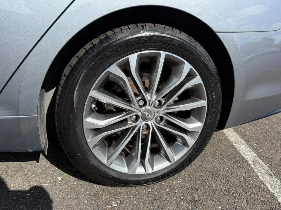 2015 Hyundai Genesis - Image 7 of 20
