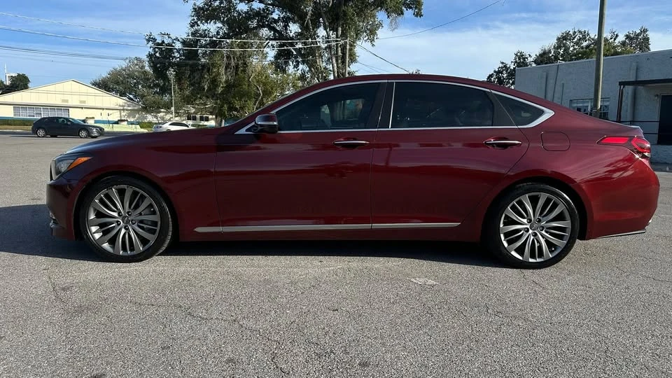 2015 Hyundai Genesis - Image 4 of 15