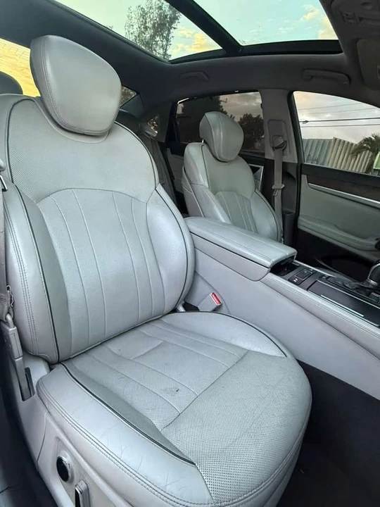 2015 Hyundai Genesis - Image 17 of 17