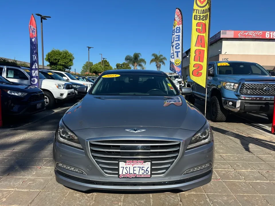 2015 Hyundai Genesis - Image 12 of 16