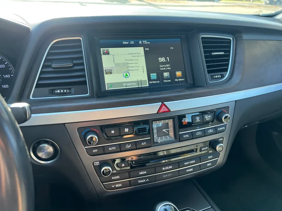 2015 Hyundai Genesis - Image 3 of 16