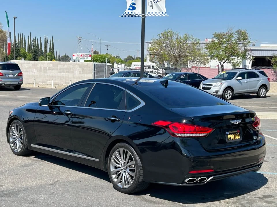 2015 Hyundai Genesis - Image 7 of 20