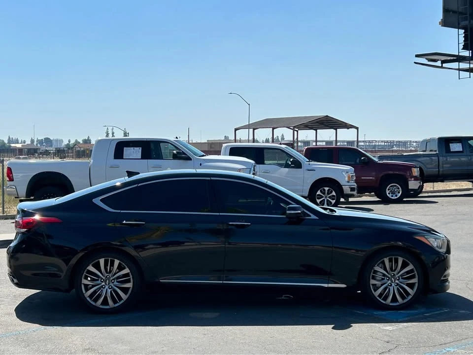 2015 Hyundai Genesis - Image 4 of 20