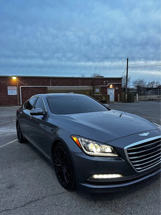 2015 Hyundai Genesis - Image 5 of 14