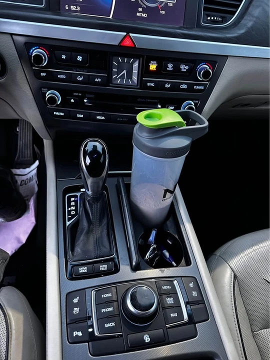 2015 Hyundai Genesis - Image 13 of 14