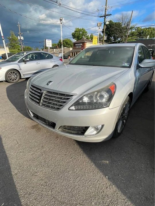 2015 Hyundai Genesis - Image 3 of 9