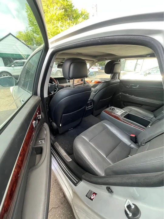 2015 Hyundai Genesis - Image 8 of 9