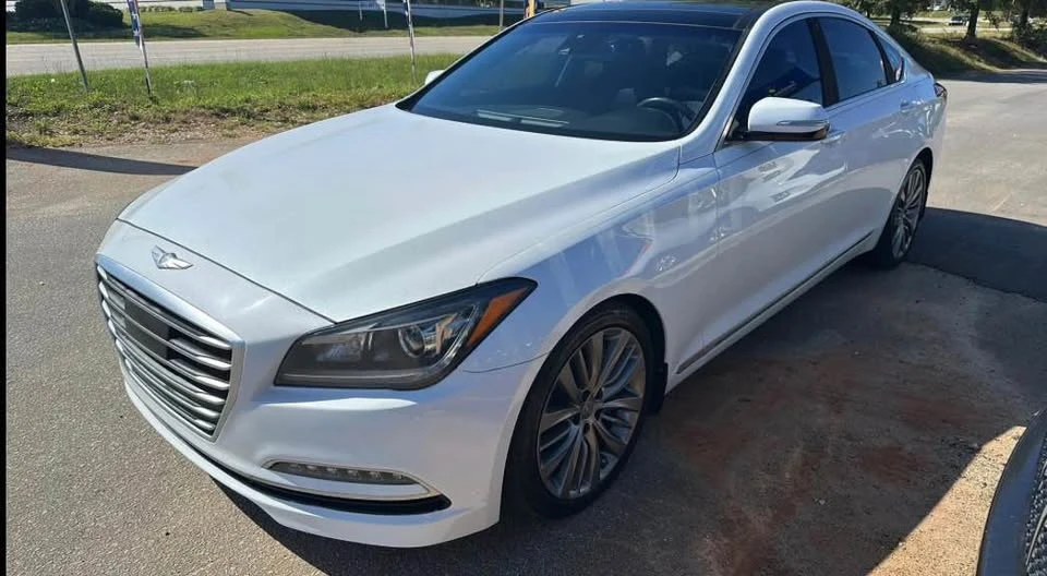 2015 Hyundai Genesis - Image 3 of 19