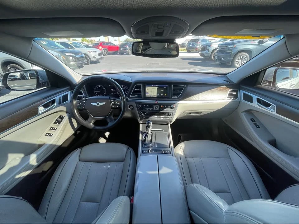 2015 Hyundai Genesis - Image 13 of 15
