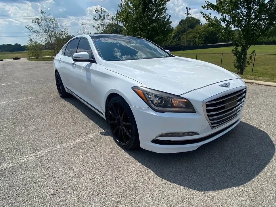 2015 Hyundai Genesis - Image 4 of 17