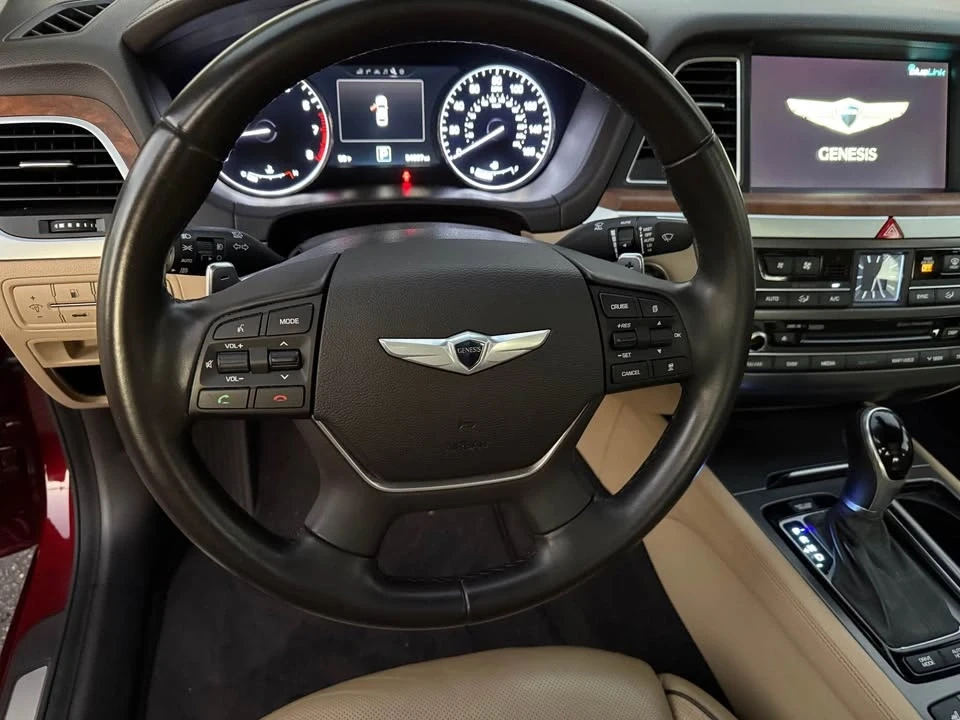 2015 Hyundai Genesis - Image 9 of 19