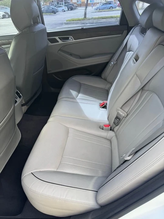 2015 Hyundai Genesis - Image 13 of 13