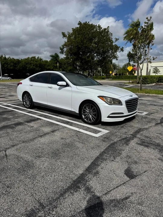 2015 Hyundai Genesis - Image 3 of 13
