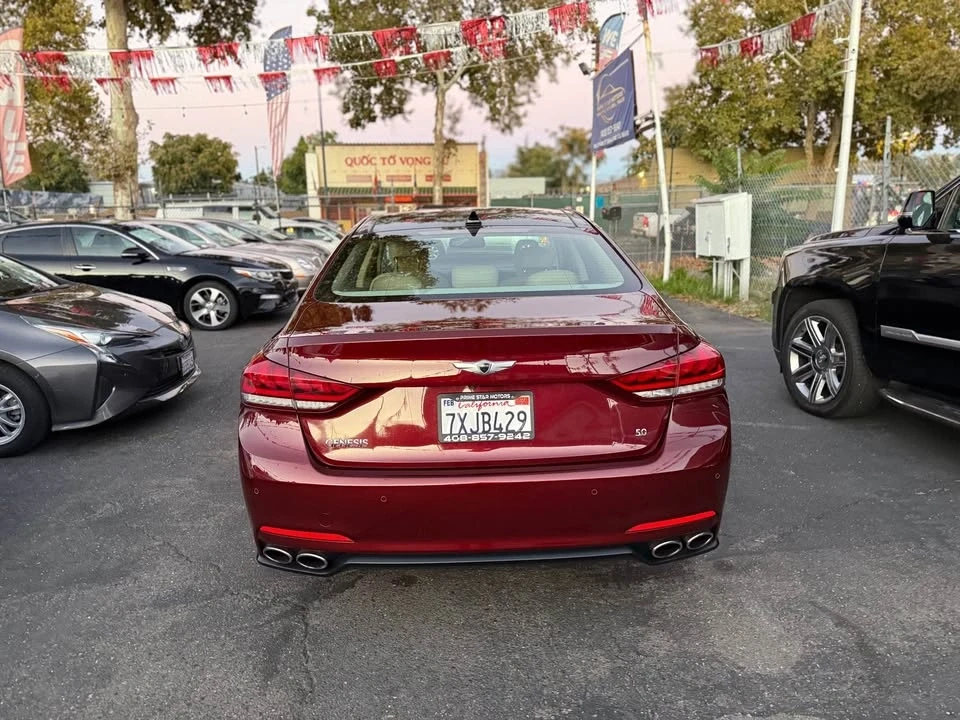 2015 Hyundai Genesis - Image 5 of 19