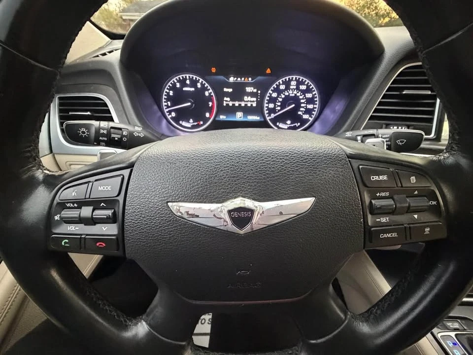 2015 Hyundai Genesis - Image 12 of 12