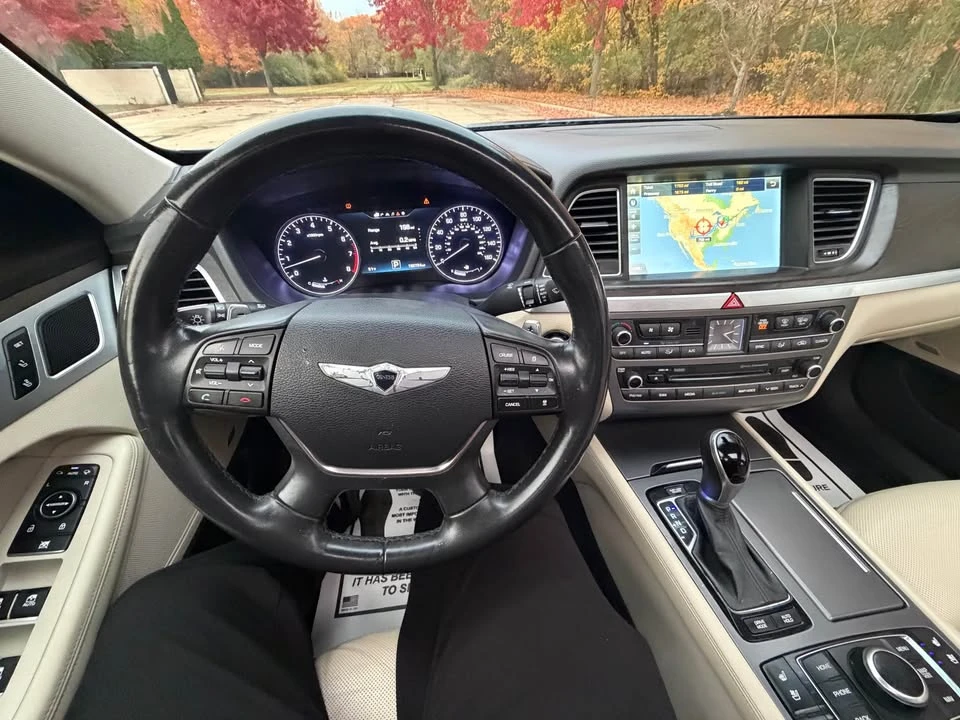 2015 Hyundai Genesis - Image 8 of 15